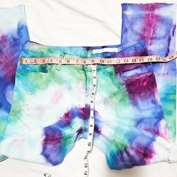 Upcycled custom ice dye spiral Black Orchid raw hem cropped jeans size 27 - Picture 7 of 16
